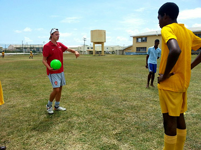 601093_10151461577886897_1219844886_n